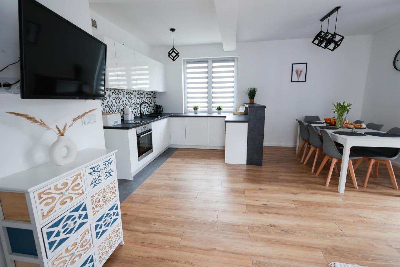 Raba Resort - Domki I Apartamenty Pod Krakowem Gdów Esterno foto