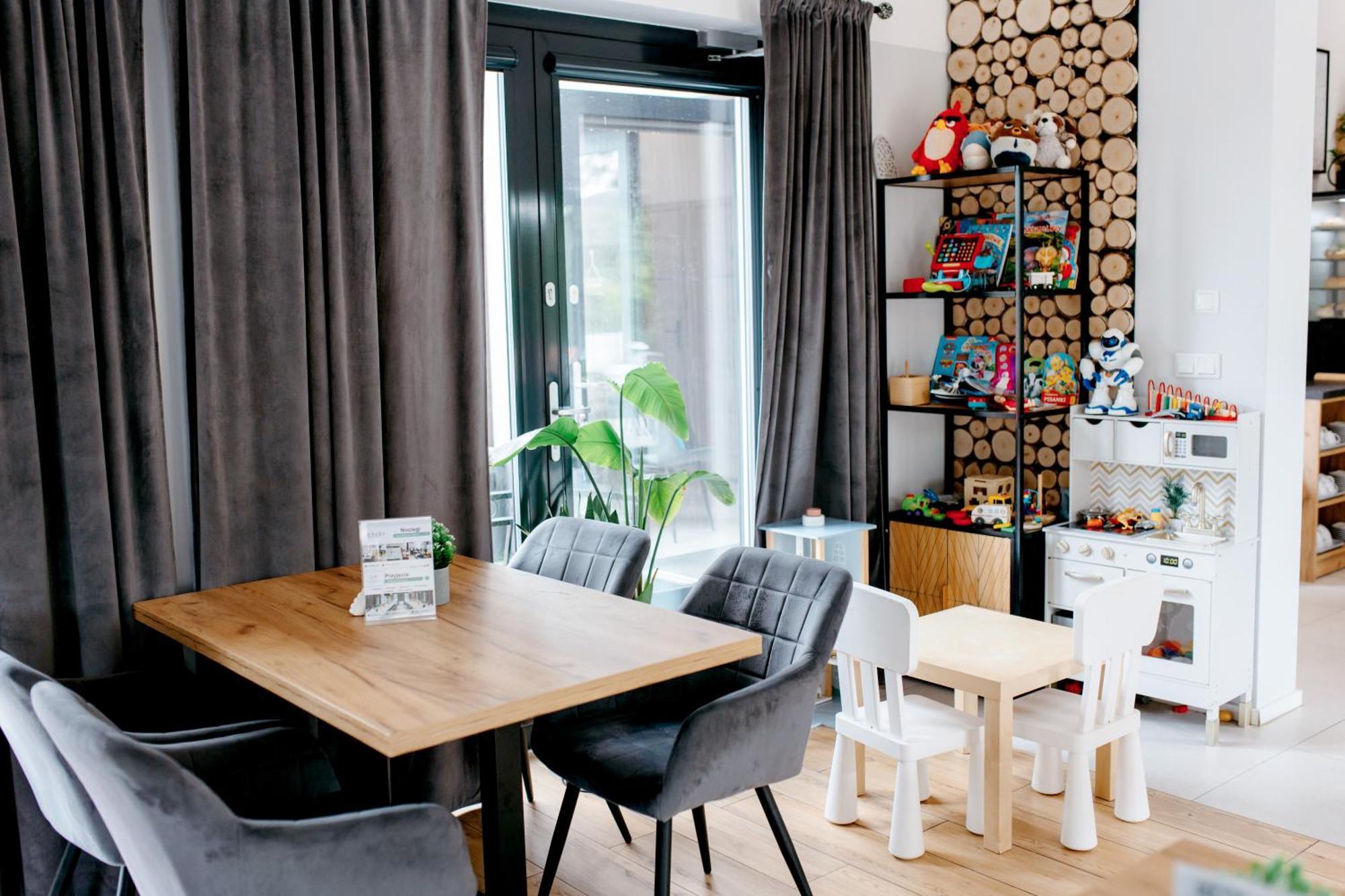 Raba Resort - Domki I Apartamenty Pod Krakowem Gdów Esterno foto