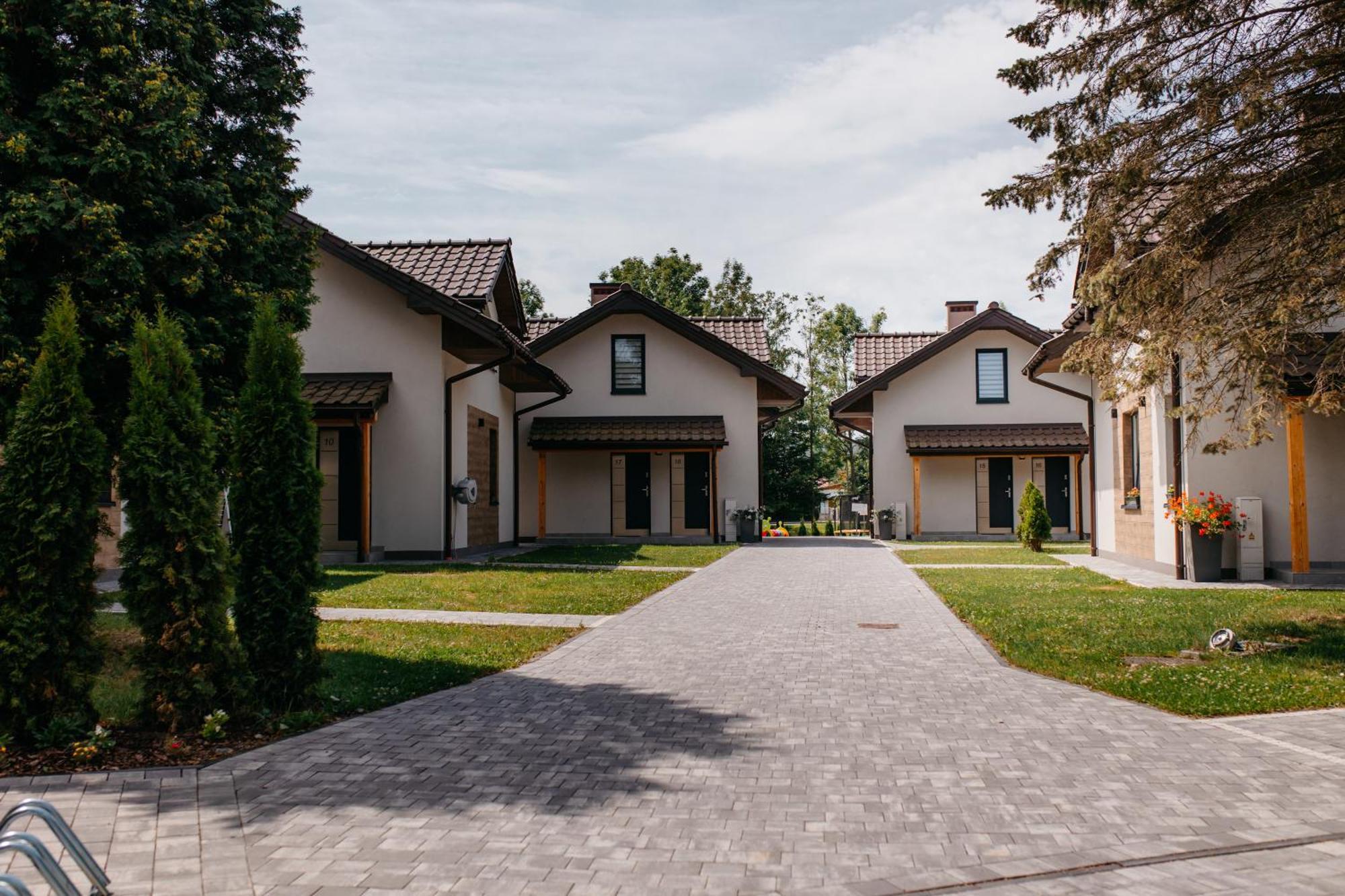 Raba Resort - Domki I Apartamenty Pod Krakowem Gdów Esterno foto